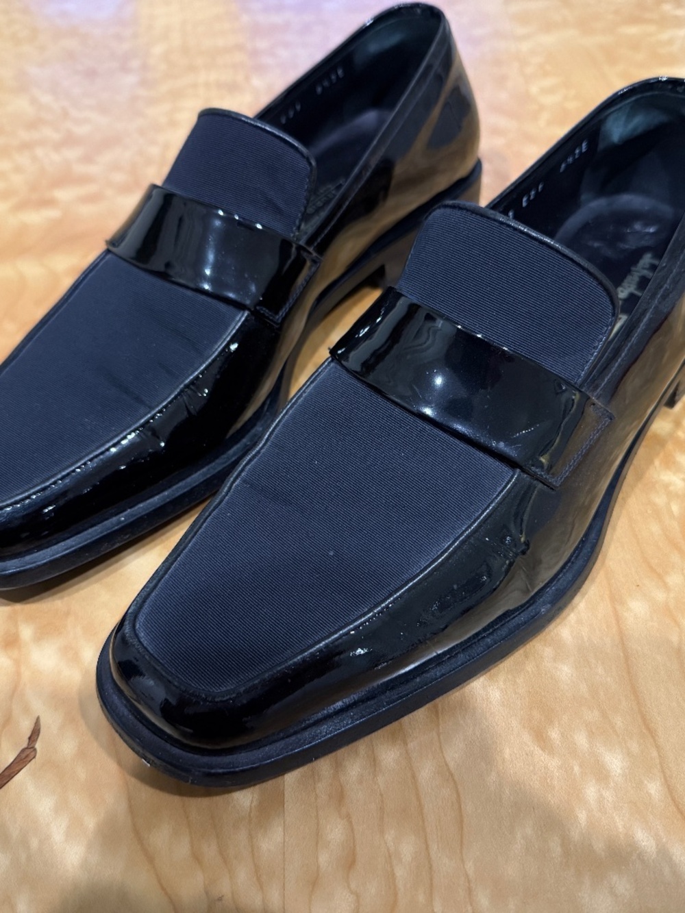 Ferragamo dress tuxedo shoes, gros grain and patent black calf, worn once, 9.5D